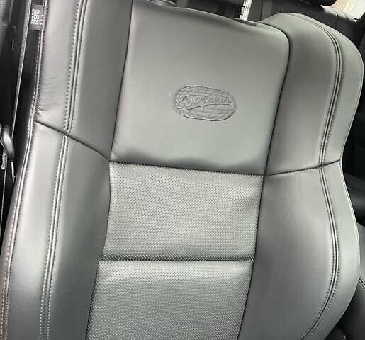 Чорний Джип Grand Cherokee, об'ємом двигуна 3 л та пробігом 100 тис. км за 29999 $, фото 158 на Automoto.ua