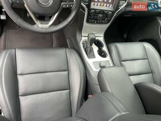 Чорний Джип Grand Cherokee, об'ємом двигуна 3 л та пробігом 100 тис. км за 29999 $, фото 79 на Automoto.ua