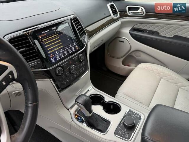 Чорний Джип Grand Cherokee, об'ємом двигуна 2.99 л та пробігом 67 тис. км за 34500 $, фото 12 на Automoto.ua