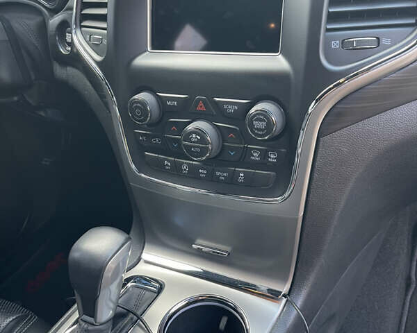 Чорний Джип Grand Cherokee, об'ємом двигуна 3.6 л та пробігом 133 тис. км за 27000 $, фото 15 на Automoto.ua