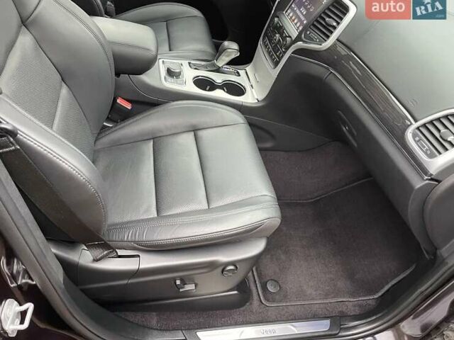 Чорний Джип Grand Cherokee, об'ємом двигуна 3 л та пробігом 100 тис. км за 29999 $, фото 162 на Automoto.ua