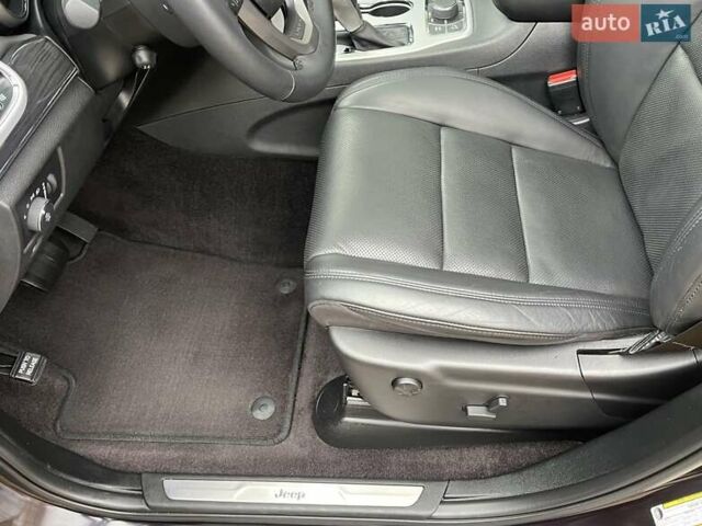 Чорний Джип Grand Cherokee, об'ємом двигуна 3 л та пробігом 100 тис. км за 29999 $, фото 69 на Automoto.ua