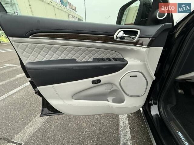 Чорний Джип Grand Cherokee, об'ємом двигуна 2.99 л та пробігом 67 тис. км за 34500 $, фото 22 на Automoto.ua