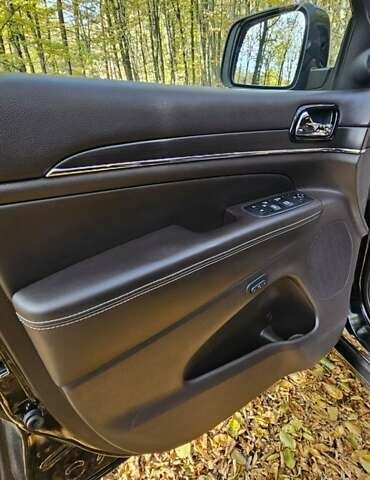 Черный Джип Гранд Чероки, объемом двигателя 2.99 л и пробегом 162 тыс. км за 26500 $, фото 18 на Automoto.ua