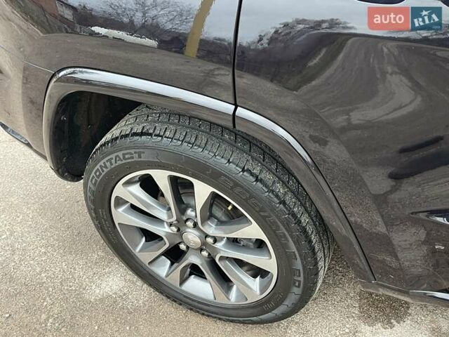 Чорний Джип Grand Cherokee, об'ємом двигуна 3 л та пробігом 100 тис. км за 29999 $, фото 182 на Automoto.ua