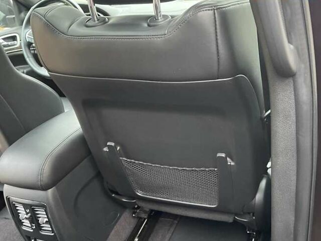 Чорний Джип Grand Cherokee, об'ємом двигуна 3 л та пробігом 100 тис. км за 29999 $, фото 225 на Automoto.ua