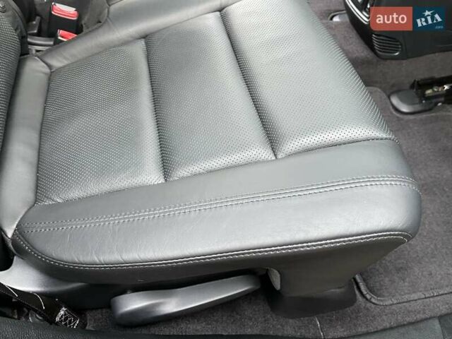 Чорний Джип Grand Cherokee, об'ємом двигуна 3 л та пробігом 100 тис. км за 29999 $, фото 221 на Automoto.ua