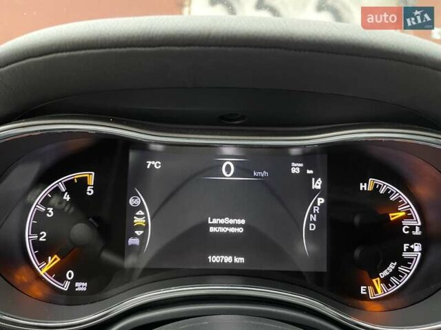 Чорний Джип Grand Cherokee, об'ємом двигуна 3 л та пробігом 100 тис. км за 29999 $, фото 134 на Automoto.ua