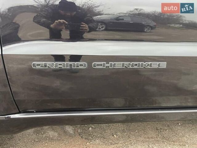 Чорний Джип Grand Cherokee, об'ємом двигуна 3 л та пробігом 100 тис. км за 29999 $, фото 29 на Automoto.ua
