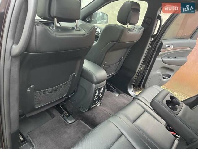 Чорний Джип Grand Cherokee, об'ємом двигуна 3 л та пробігом 100 тис. км за 29999 $, фото 207 на Automoto.ua