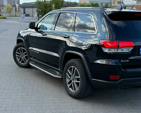 Джип Гранд Чероки 2020 в Тернополе на Automoto.ua Черный Джип Гранд Чероки, объемом двигателя 3.6 л и пробегом 40 тыс. км за 30500 $, фото 13 на Automoto.ua