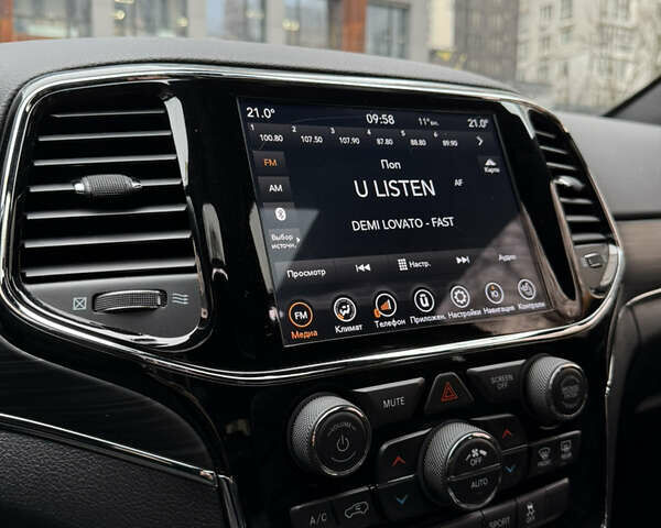 Черный Джип Гранд Чероки, объемом двигателя 3.6 л и пробегом 89 тыс. км за 35000 $, фото 21 на Automoto.ua