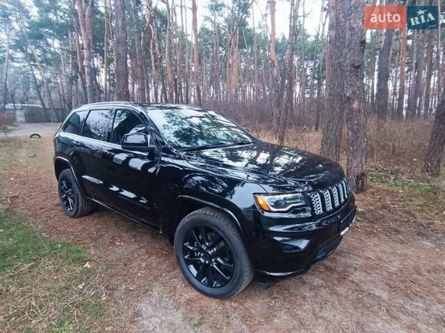 Черный Джип Гранд Чероки, объемом двигателя 3.6 л и пробегом 131 тыс. км за 24500 $, фото 1 на Automoto.ua