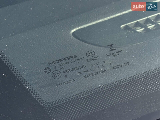 Джип Гранд Чероки 2020 в Полтаве на Automoto.ua Черный Джип Гранд Чероки, объемом двигателя 3.61 л и пробегом 73 тыс. км за 29000 $, фото 12 на Automoto.ua