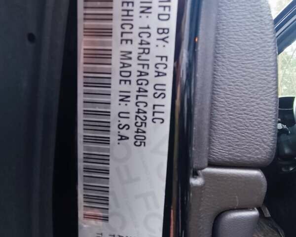 Черный Джип Гранд Чероки, объемом двигателя 3.6 л и пробегом 131 тыс. км за 24500 $, фото 56 на Automoto.ua