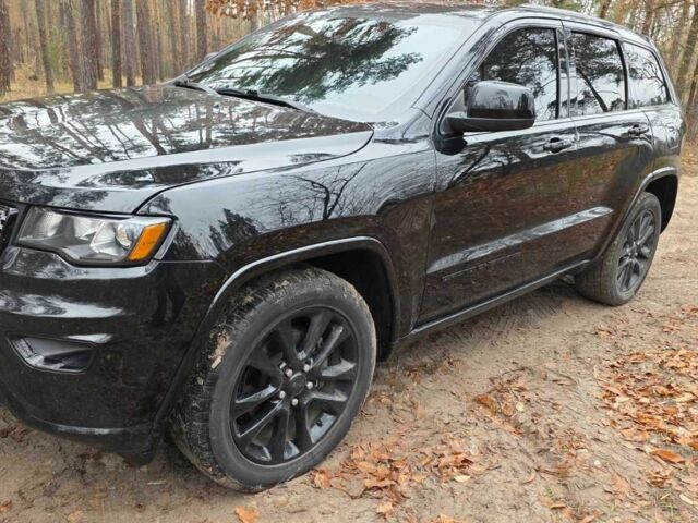 Черный Джип Гранд Чероки, объемом двигателя 3.6 л и пробегом 146 тыс. км за 27200 $, фото 1 на Automoto.ua