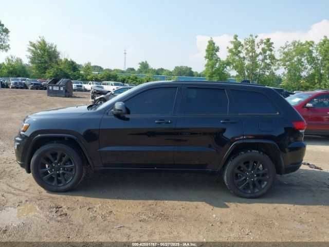 Чорний Джип Grand Cherokee, об'ємом двигуна 3.6 л та пробігом 68 тис. км за 7900 $, фото 6 на Automoto.ua