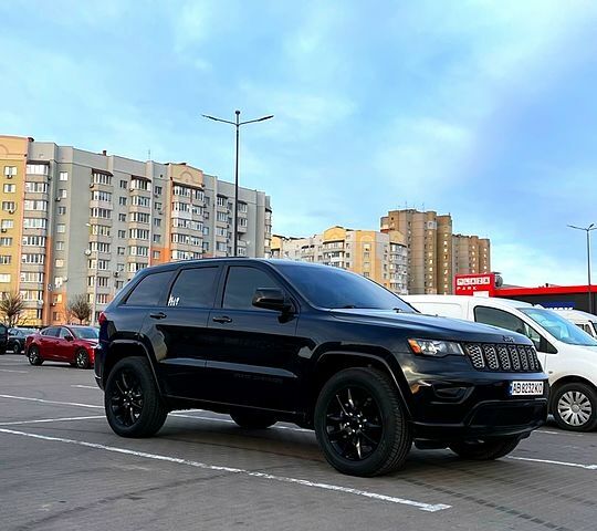 Чорний Джип Grand Cherokee, об'ємом двигуна 3.6 л та пробігом 58 тис. км за 28700 $, фото 2 на Automoto.ua