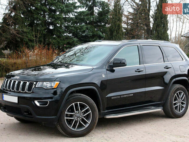 Чорний Джип Grand Cherokee, об'ємом двигуна 3.6 л та пробігом 35 тис. км за 30500 $, фото 2 на Automoto.ua