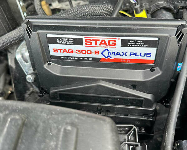 Черный Джип Гранд Чероки, объемом двигателя 3.6 л и пробегом 200 тыс. км за 26500 $, фото 10 на Automoto.ua