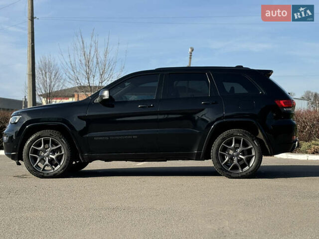 Джип Гранд Чероки 2020 в Полтаве на Automoto.ua Черный Джип Гранд Чероки, объемом двигателя 3.61 л и пробегом 73 тыс. км за 29000 $, фото 2 на Automoto.ua