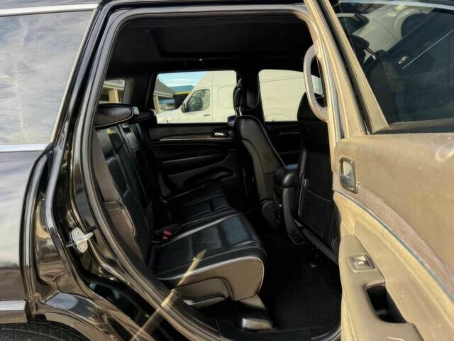 Чорний Джип Grand Cherokee, об'ємом двигуна 5.7 л та пробігом 31 тис. км за 12000 $, фото 10 на Automoto.ua