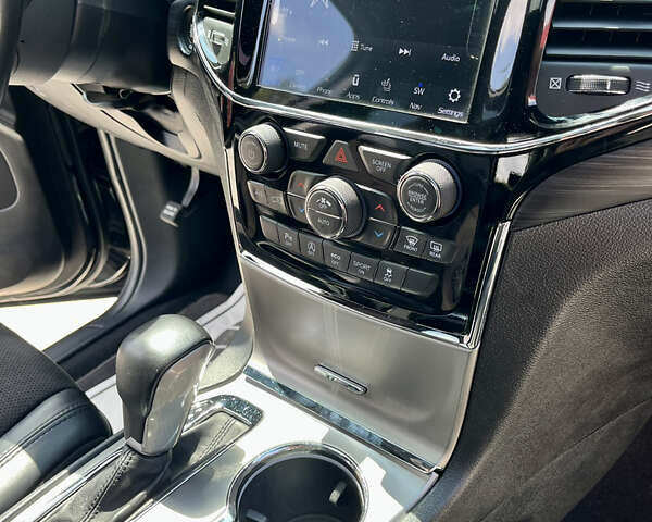 Чорний Джип Grand Cherokee, об'ємом двигуна 3.6 л та пробігом 125 тис. км за 23500 $, фото 27 на Automoto.ua