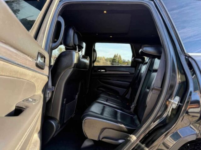 Чорний Джип Grand Cherokee, об'ємом двигуна 5.7 л та пробігом 31 тис. км за 12000 $, фото 11 на Automoto.ua