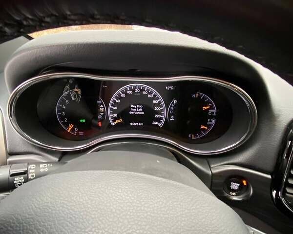 Чорний Джип Grand Cherokee, об'ємом двигуна 3.6 л та пробігом 95 тис. км за 24000 $, фото 11 на Automoto.ua