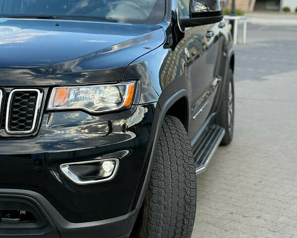 Джип Гранд Чероки 2020 в Тернополе на Automoto.ua Черный Джип Гранд Чероки, объемом двигателя 3.6 л и пробегом 40 тыс. км за 30500 $, фото 14 на Automoto.ua