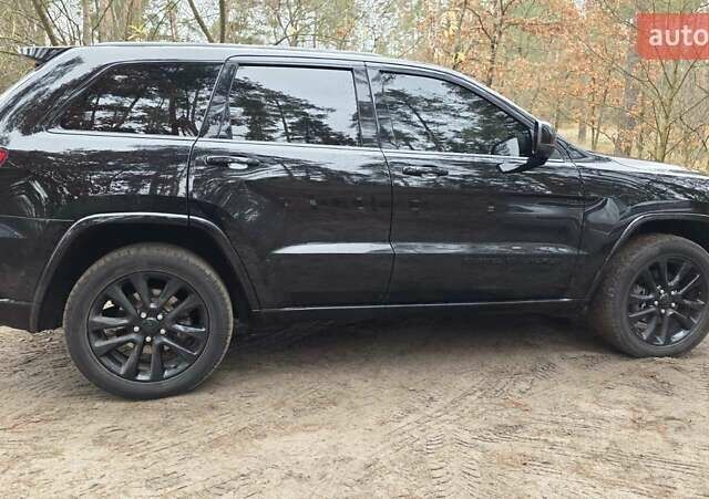 Черный Джип Гранд Чероки, объемом двигателя 3.6 л и пробегом 146 тыс. км за 27200 $, фото 6 на Automoto.ua