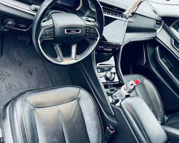 Черный Джип Гранд Чероки, объемом двигателя 3.6 л и пробегом 69 тыс. км за 47700 $, фото 10 на Automoto.ua