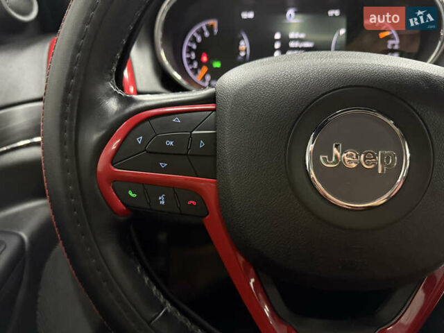 Черный Джип Гранд Чероки, объемом двигателя 3.6 л и пробегом 135 тыс. км за 25900 $, фото 19 на Automoto.ua