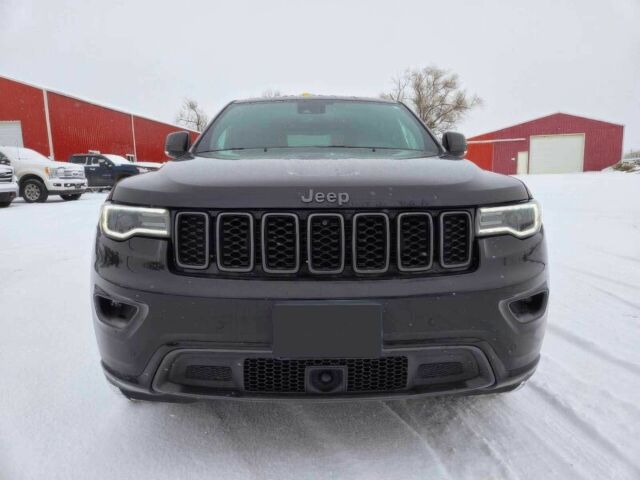 Черный Джип Гранд Чероки, объемом двигателя 3.6 л и пробегом 25 тыс. км за 10000 $, фото 1 на Automoto.ua