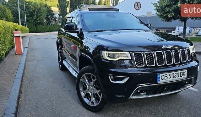 Джип Гранд Чероки 2021 в Ужгороде на Automoto.ua Черный Джип Гранд Чероки, объемом двигателя 2.99 л и пробегом 57 тыс. км за 52000 $, фото 2 на Automoto.ua