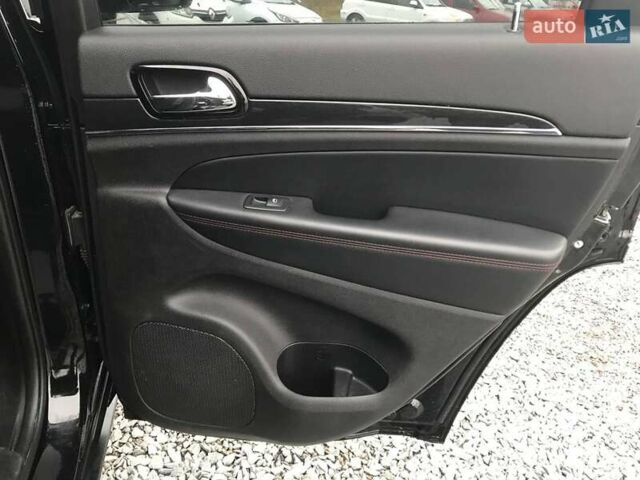 Черный Джип Гранд Чероки, объемом двигателя 3.6 л и пробегом 106 тыс. км за 25940 $, фото 14 на Automoto.ua
