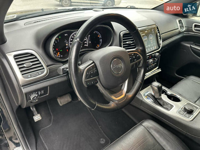 Джип Гранд Чероки 2021 в Черкассах на Automoto.ua Черный Джип Гранд Чероки, объемом двигателя 3.6 л и пробегом 134 тыс. км за 25800 $, фото 13 на Automoto.ua