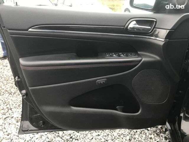 Черный Джип Гранд Чероки, объемом двигателя 3.6 л и пробегом 106 тыс. км за 25990 $, фото 7 на Automoto.ua