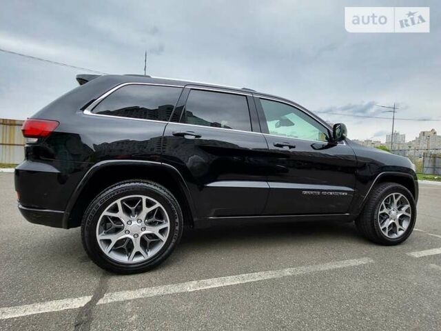Чорний Джип Grand Cherokee, об'ємом двигуна 2.99 л та пробігом 8 тис. км за 61000 $, фото 5 на Automoto.ua