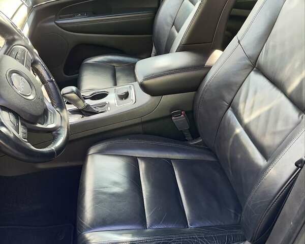 Черный Джип Гранд Чероки, объемом двигателя 3.6 л и пробегом 48 тыс. км за 29000 $, фото 17 на Automoto.ua