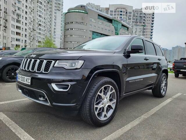 Чорний Джип Grand Cherokee, об'ємом двигуна 2.99 л та пробігом 8 тис. км за 61000 $, фото 1 на Automoto.ua