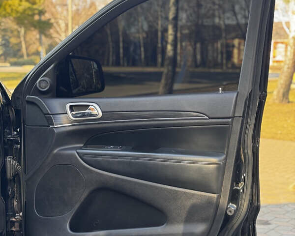 Черный Джип Гранд Чероки, объемом двигателя 3.6 л и пробегом 95 тыс. км за 25500 $, фото 30 на Automoto.ua