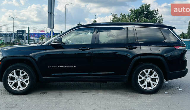 Черный Джип Гранд Чероки, объемом двигателя 5.65 л и пробегом 105 тыс. км за 43000 $, фото 5 на Automoto.ua