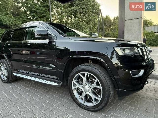 Джип Гранд Чероки 2021 в Ужгороде на Automoto.ua Черный Джип Гранд Чероки, объемом двигателя 2.99 л и пробегом 57 тыс. км за 52000 $, фото 9 на Automoto.ua