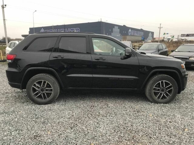 Черный Джип Гранд Чероки, объемом двигателя 3.6 л и пробегом 106 тыс. км за 25990 $, фото 17 на Automoto.ua