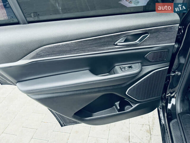 Черный Джип Гранд Чероки, объемом двигателя 3.6 л и пробегом 69 тыс. км за 47700 $, фото 12 на Automoto.ua