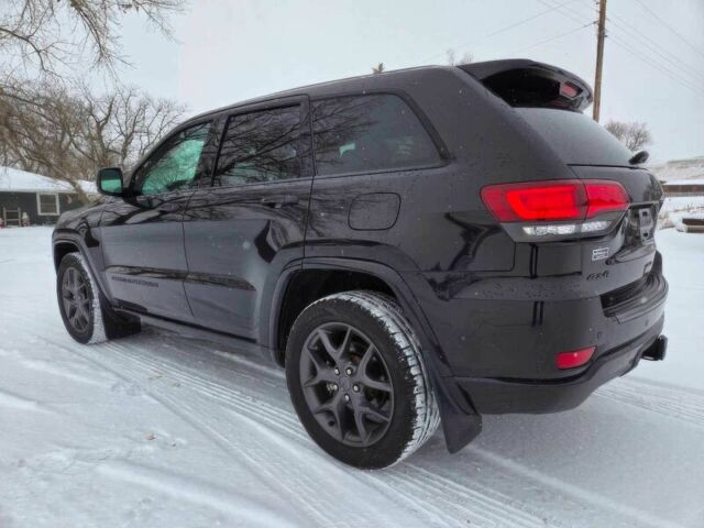 Черный Джип Гранд Чероки, объемом двигателя 3.6 л и пробегом 25 тыс. км за 10000 $, фото 4 на Automoto.ua