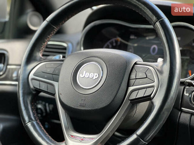 Джип Гранд Чероки 2021 в Львове на Automoto.ua Черный Джип Гранд Чероки, объемом двигателя 3.6 л и пробегом 103 тыс. км за 26400 $, фото 14 на Automoto.ua
