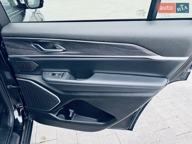 Черный Джип Гранд Чероки, объемом двигателя 3.6 л и пробегом 69 тыс. км за 47700 $, фото 14 на Automoto.ua