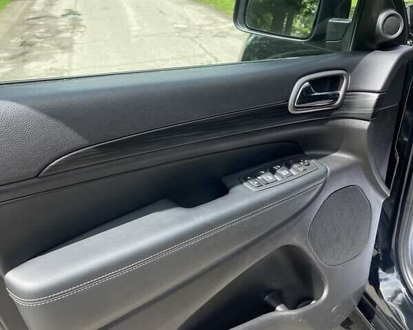Чорний Джип Grand Cherokee, об'ємом двигуна 3.6 л та пробігом 39 тис. км за 26500 $, фото 5 на Automoto.ua